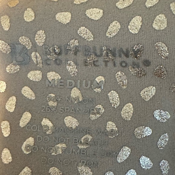 Buff Bunny Collection Womens 2 Pc Sports Bra And Short Set Sz M Yoga Athletic - Picture 7 of 8